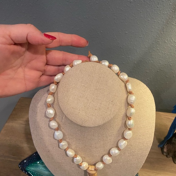 Freshwater Pearl Choker - Picture 3 of 6